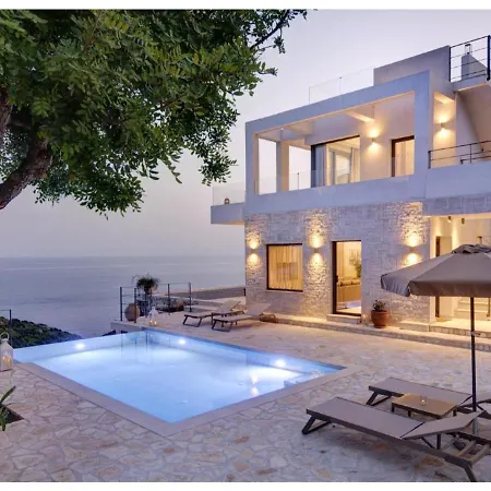 Celine Complex Villa *